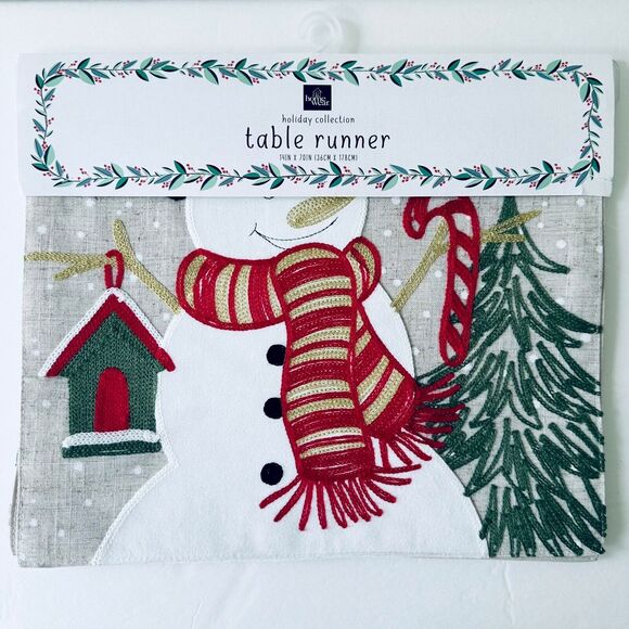 Embroidered Homewear Holiday Frosty Snowman Table Runner 14x70 Xmas Dining NEW - Picture 2 of 3